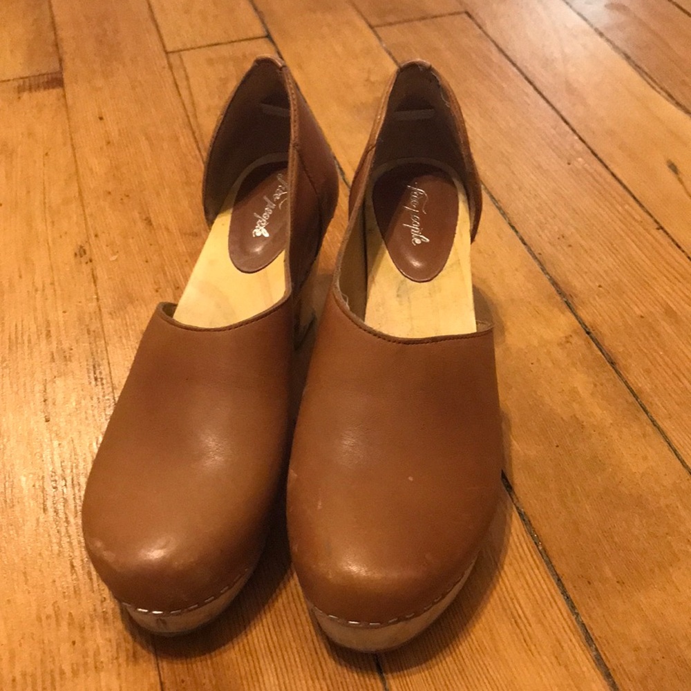 Free People Clogs